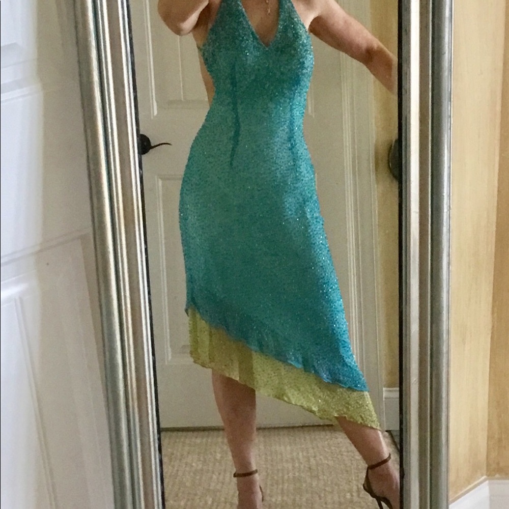 Cache WOW beaded and backless